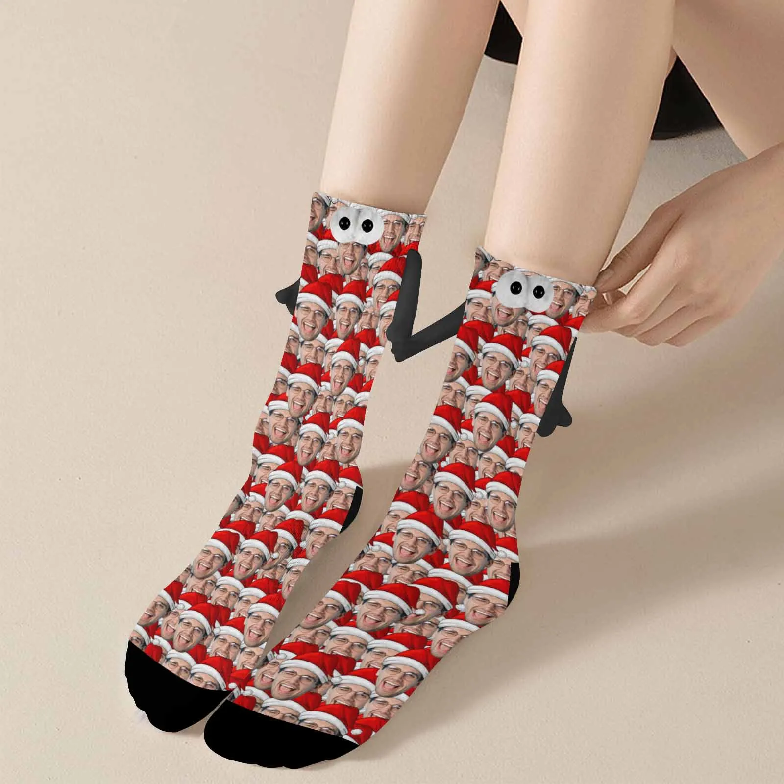 Custom Seamless Face Christmas Hat Magnetic Holding Hands Socks Suction Funny Big Eye Socks