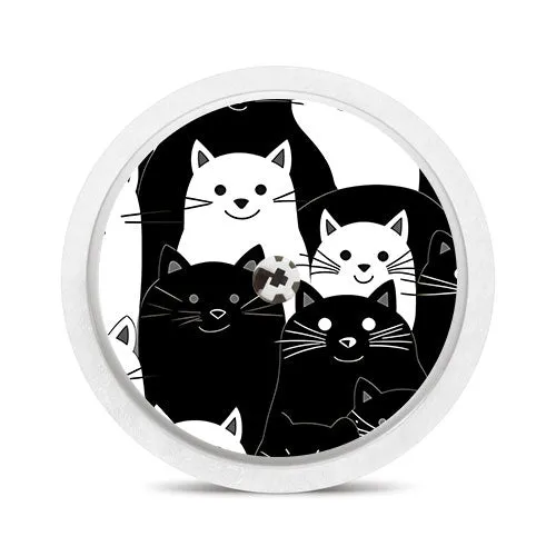 Freestyle Libre 1 & 2 sensor sticker: Black and white cats