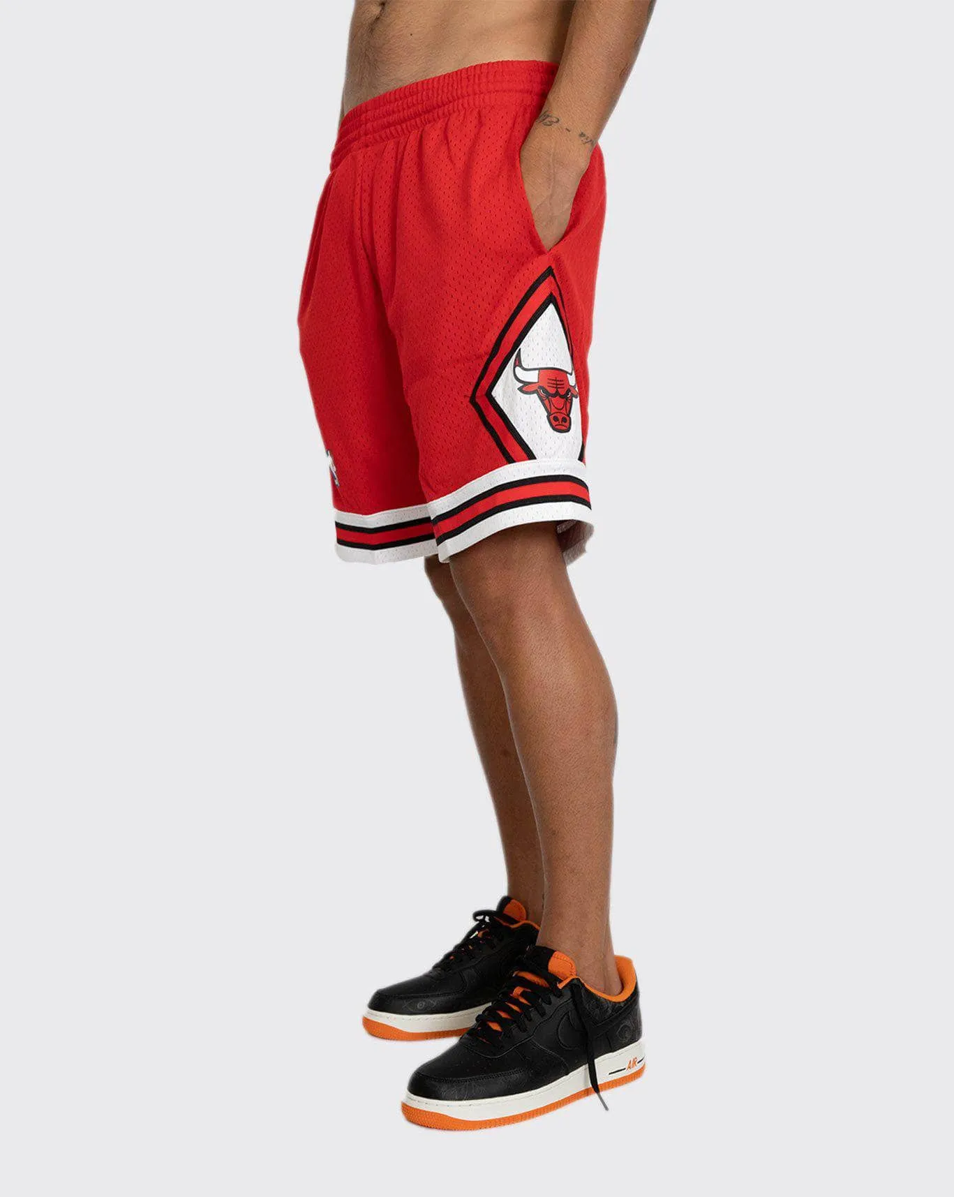 Mitchell & Ness Bulls ’97- ’98 Swing Short