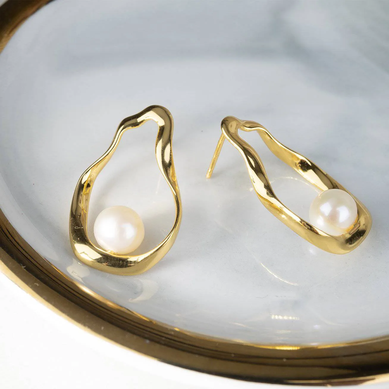 New Yorker Freshwater Pearl Earrings WE00145