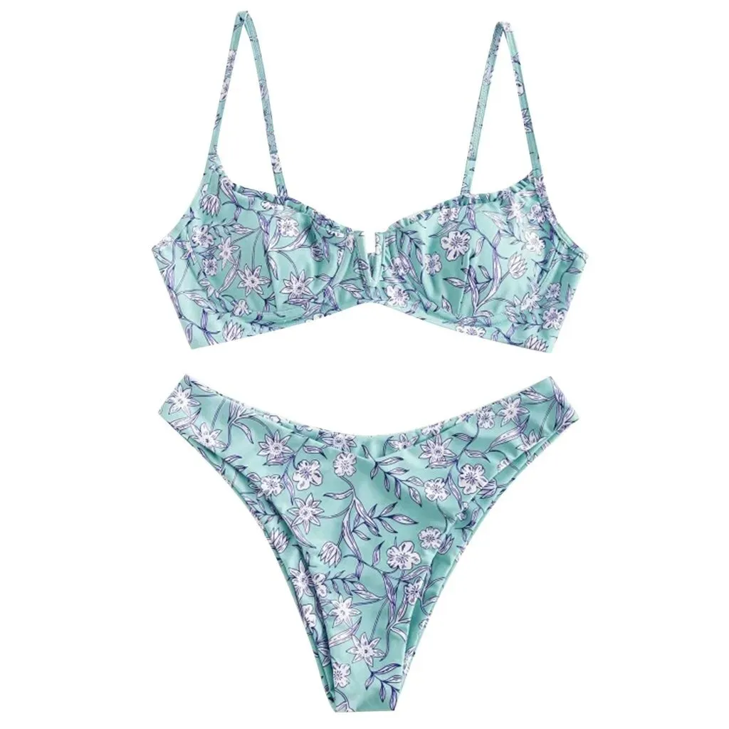 Niedlicher, hoch geschnittener Bikini mit Blumenmuster und V-Ausschnitt