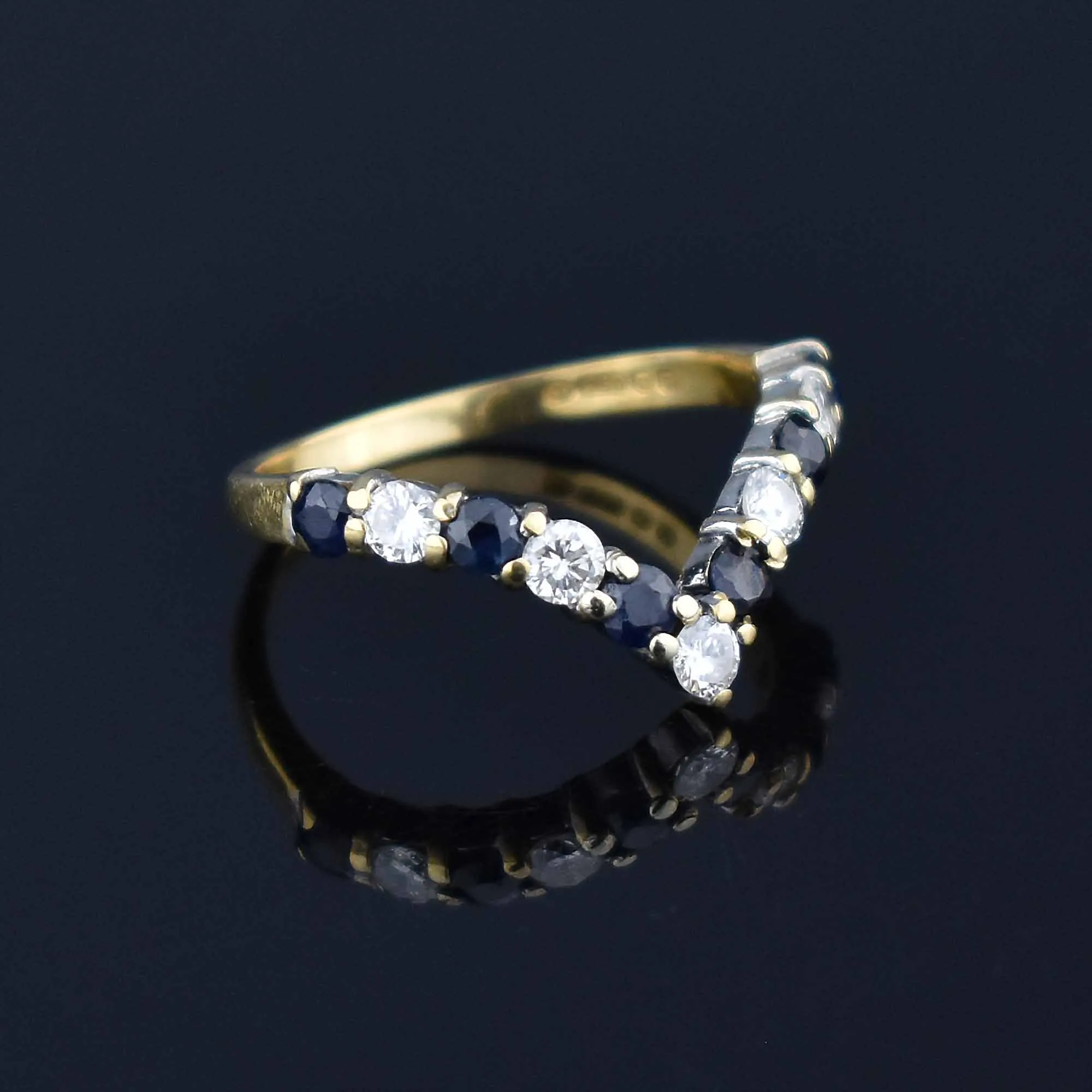 Vintage 18K Gold Diamond Sapphire Chevron Ring