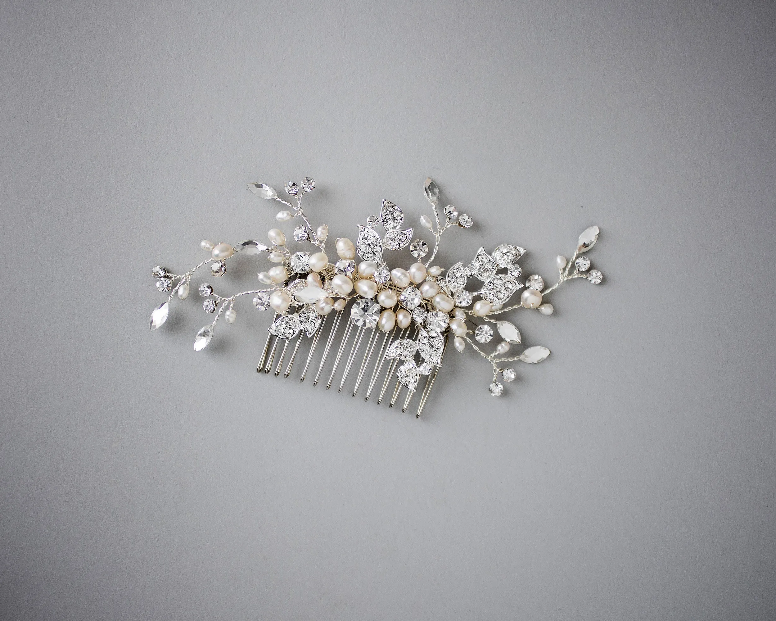 Wedding Comb of Crystal Leaves and Ivory Pearls