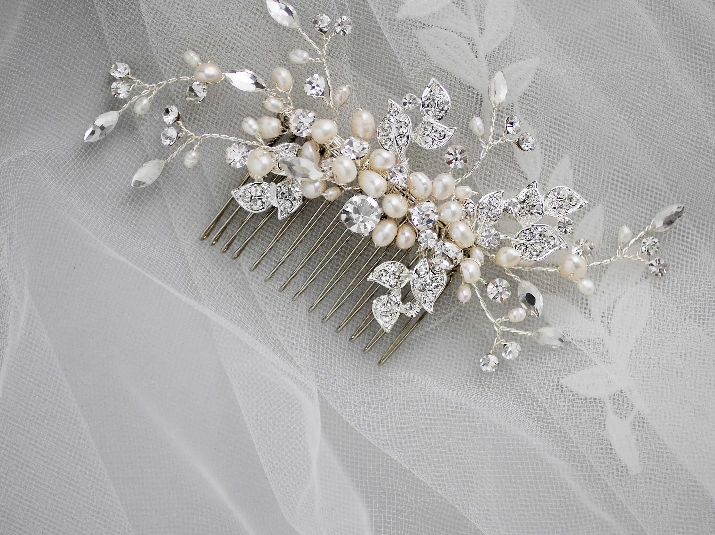 Wedding Comb of Crystal Leaves and Ivory Pearls